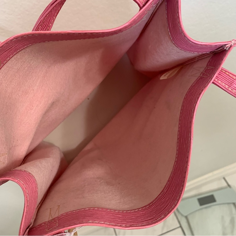 Pink tote - Picture 3 of 3